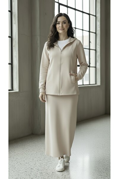 SARE ERKMEN Women's Sports Top Sweat Scuba Fabric