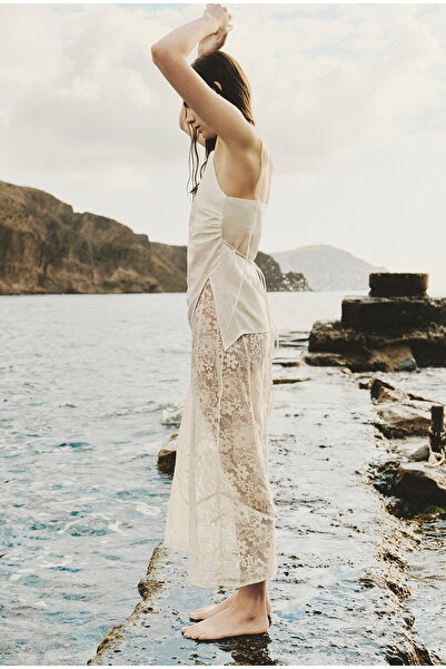 Pilea Roselina Piece Lace Skirt