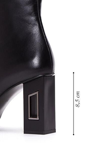 Derimod Kadın Siyah Fermuarlı Kalın Topuklu Deri Bot 25WFD130918