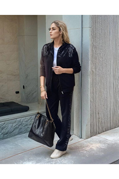 Bijuterria بدلة نسائية من قماش مزدوج بخيطين مع تفاصيل من الفرو والزمام من إم ...