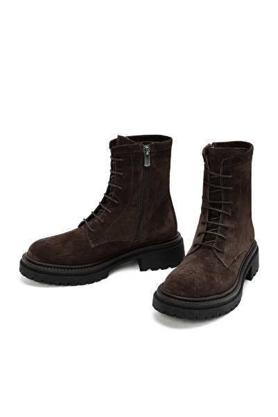 Derimod Kadın Kahverengi Fermuarlı Kalın Tabanlı Süet Deri Postal Bot 25WFD151010