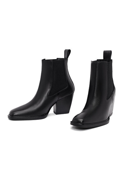 Derimod Kadın Siyah Kalın Topuklu Deri Chelsea Bot 25WFD141318