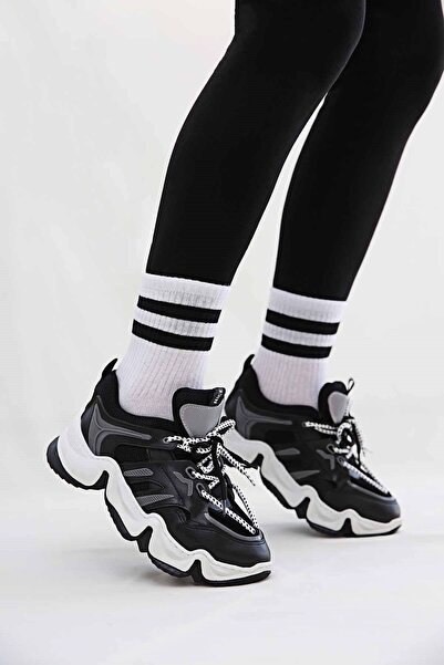 TTWAY Fekete-fehér csíkos főiskolai hosszú sportzokni 6 darabos pamut csomag