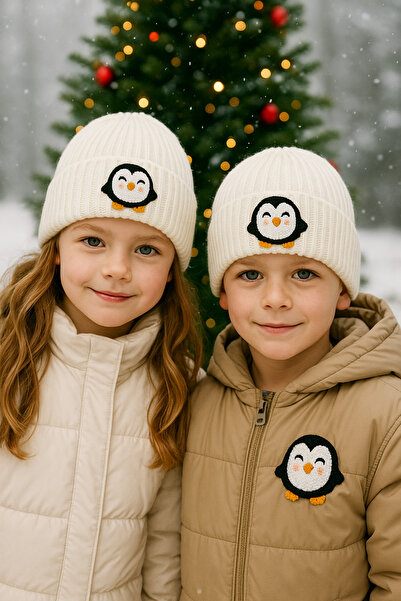 byebruketenci Krem Yün Çocuk Beresi Penguen Figürlü Punch Detaylı