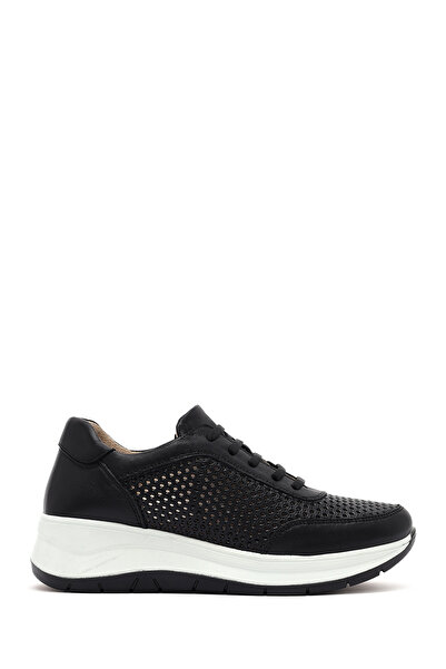 Derimod Kadın Siyah Bağcıklı Kalın Tabanlı Deri Sneaker 25SFD501718