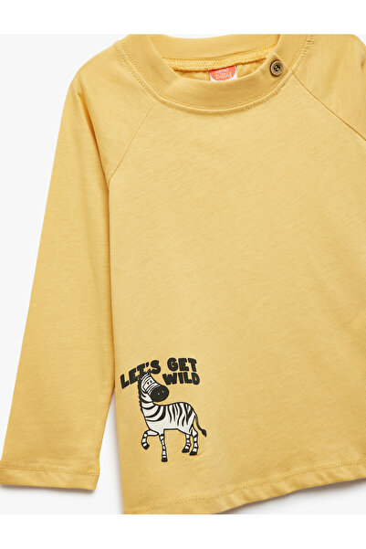 Koton Βαμβακερό μπλουζάκι με μακρύ μανίκι ρεγκλάν, εμπριμέ με κουμπιά και λαιμόκοψη