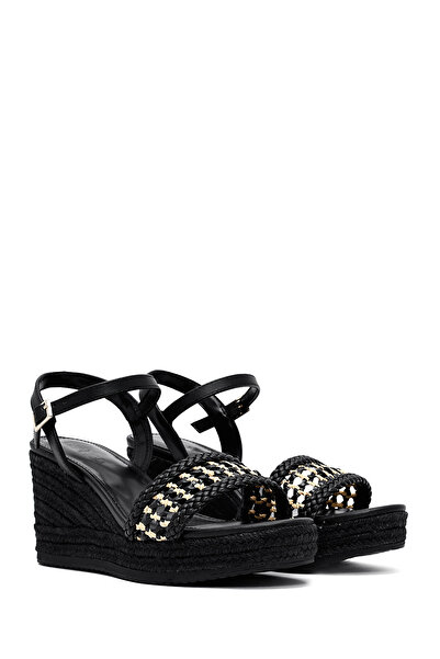 Derimod Kadın Siyah Bilekten Tokalı Örgülü Dolgu Topuklu Ayakkabı Espadril Sandalet 25SFE482729