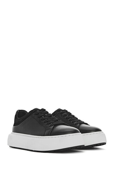 Derimod Erkek Siyah Bağcıklı Kalın Tabanlı Deri Sneaker 25SFD641618