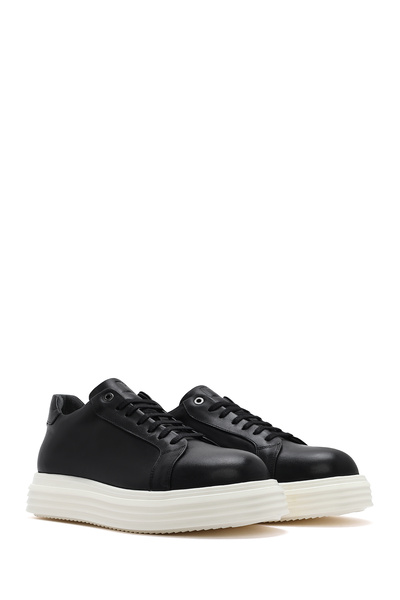 Derimod Erkek Siyah Kalın Tabanlı Bağcıklı Deri Sneaker 25SFD654118