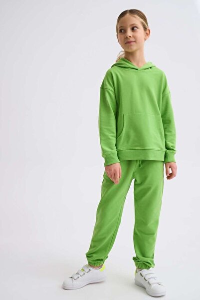 THERECOLOR Girl's Green Organic Sweatpants with Two Pockets