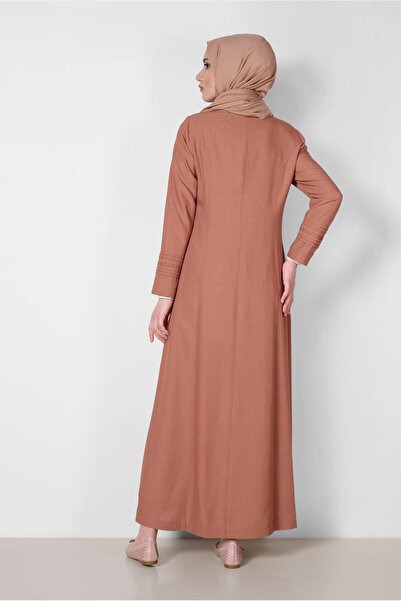 Alvina Hidden Buttoned Collar Brooched Cover 1454