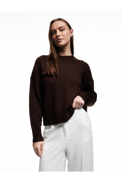 Koton Пуловер с дълъг ръкав и кръгло деколте от трикотаж