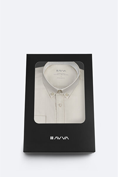 Avva Чоловіча сорочка бежевого кольору з ґудзиками на комірі, в подарунковій коробці, 100% бавовна, базова модель, прямий крій B002034