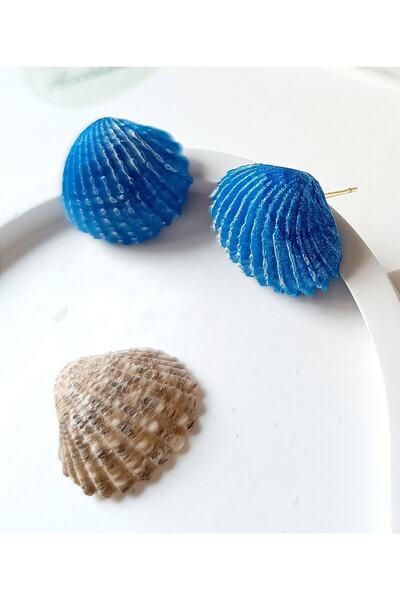 La fee aksesuar Seashell Blue Handmade Polymer Clay Earrings with Stainless S...