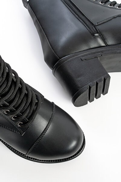 Madam Tarz Μπότες με χοντρό τακούνι Nexa με κορδόνια