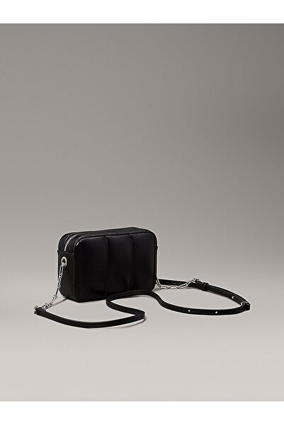 Calvin Klein Line Ouilt Zincir Detaylı Çapraz Askılı Çanta