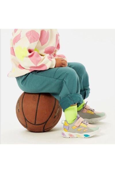 Vicco 346. P25K 227 Lamb Silver Girls' Sports Shoes