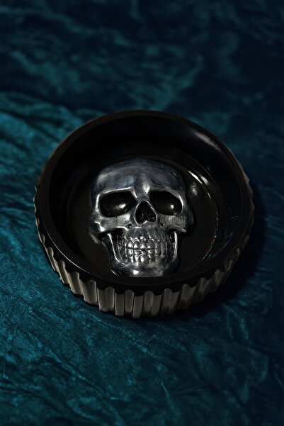 Lumora moments Lumora Skull Kül Tablası – Taş Tozu El Yapımı, Gotik Lüks Tasarım