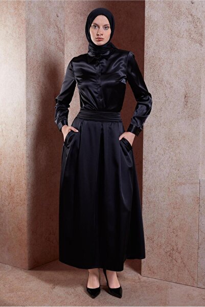 Alvina Long Satin Skirt - 60580 Model