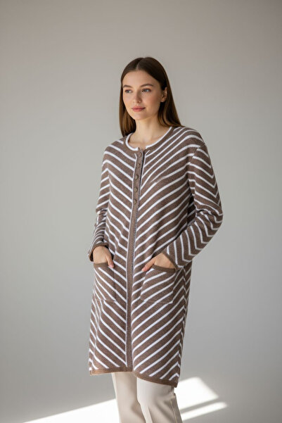 ENDAMIM Striped 3 Button Long Plus Size Knit Cardigan