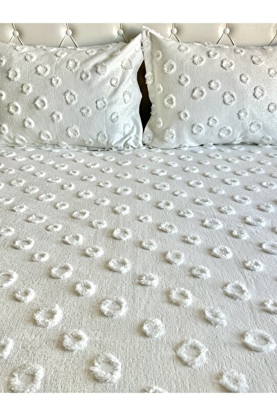 LUSSO Ponpon Çift Kişilik Yatak Örtüsü 250x260 Ve 2 Adet Yastık Ekru