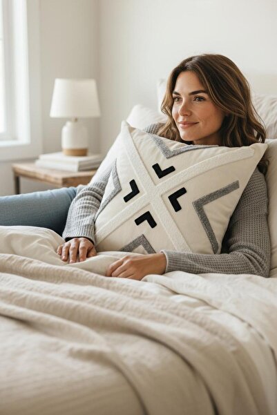 HD HOME COLLECTİON Linen Fabric Geometric Punch Throw Pillow Cover 43*43 cm