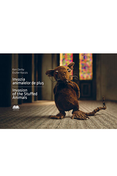 Editura Cser Invazia animalelor de pluș (ediție bilingvă)