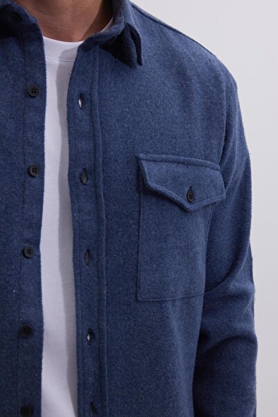 Tudors Erkek Slim Fit Tek Cep Kapaklı Düz Oduncu Spor İndigo Gömlek