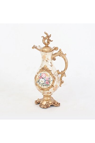 Vi Markets Luxury vase with a golden design and elegant floral motifs.