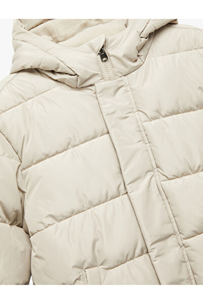 Koton Long Sleeve Pocket Hooded Puffer Jacket