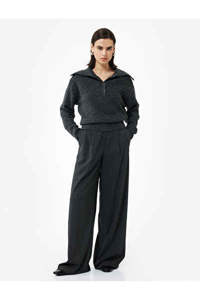 Koton Pulover tricotat cu mânecă lungă, cu jumătate de nasturi, cu guler polo lat, cu ajustare normală