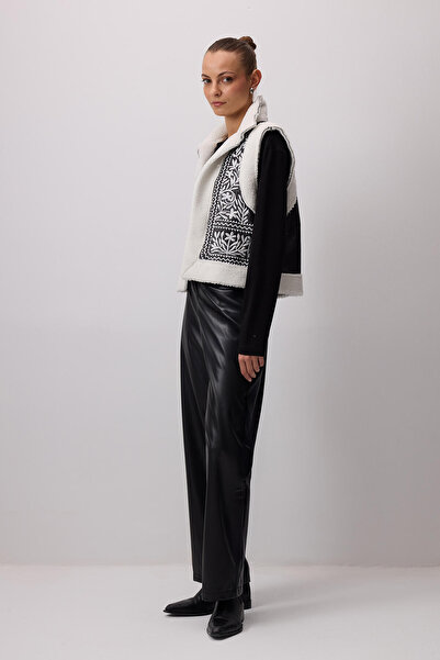 Touché Privé ΓΕΛΕΝΤΙΚΟ ΚΕΝΤΗΜΕΝΟ ΓΕΛΕΝΤΙΚΟ ΜΕ ΚΟΡΜΙΑ ΑΠΟ ΚΟΡΜΙΑ ΤΟΥ ΘΕΟΥ