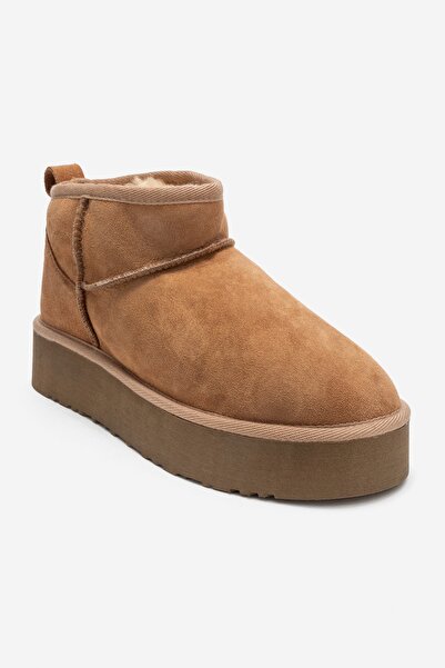 LuviShoes Γυναικείες μίνι μπότες VEYRA Tan Suede από γνήσιο δέρμα με σόλα πλατφόρμας από γούνα