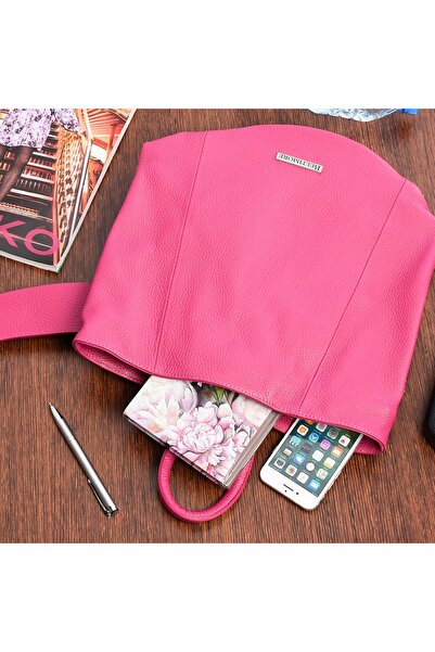 Other Women's leather backpack, elegant and fashionable for work