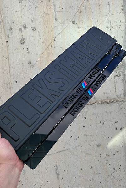 Pleksimanya Born in M Town Mat Siyah Pleksi Takmatik Plakalık