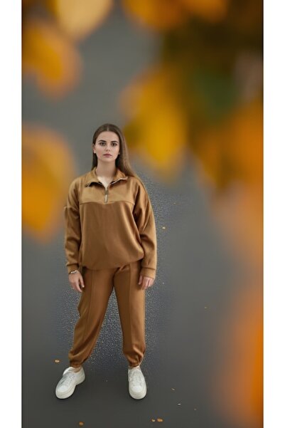 OEM Elegant women's brown tracksuit, zippered blouse and pants – S-M-L