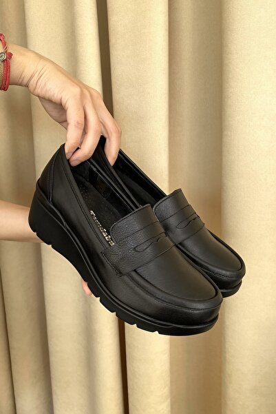 Tamdabu Ayakkabı SİYAH HAKİKİ DERİ ANATOMİK TABAN GÜNLÜK RAHAT VE ŞIK KADIN AYAKKABI TMD202527