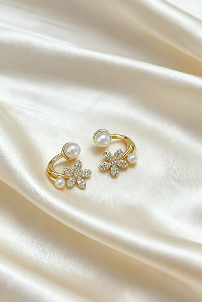 Shylyn 925 Gümüş İğneli İnci Detay Zirkon Taşlı Altın Kaplama Çelik Yonca Küpe