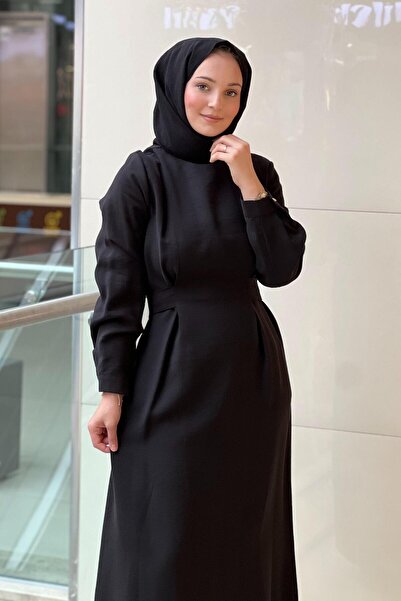 Nuss Pleated Belt Detailed Dress