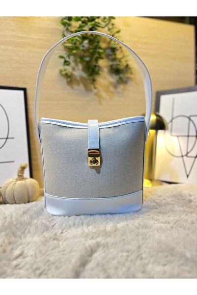 MODANTA Natural Straw Bag - Lightweight and Trendy Adjustable Strap Bag for Vacation and Daily Outfits