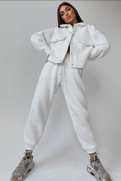 FashionForYou Women's padded tracksuit, Arina, loose pants and button-up blouse, White