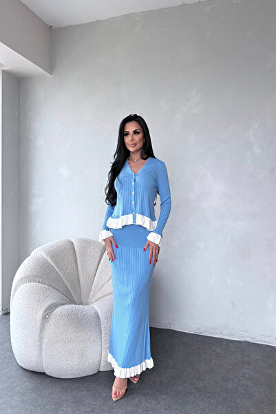 kamacibutik Costum de tricotat cu decolteu în V, cu detaliu cu nasturi, MĂRIME STANDARD (S/M/L/XL)