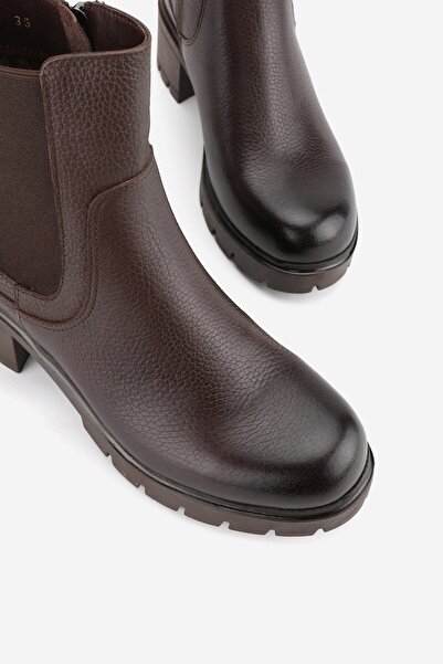 TUNAELLİ Women's Brown Genuine Natural Leather Size 36-41 Thick Heel Chelsea Boots & Booties