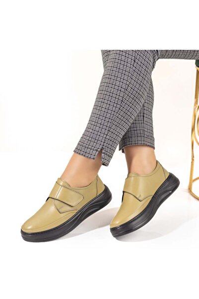 Modlet.ro Women's green casual shoes made of leather with hook and loop strap...