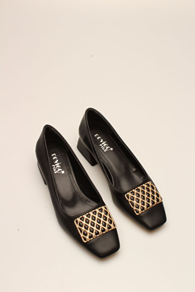 İDİL حذاء بكعب نسائي بإبزيم جلدي أسود