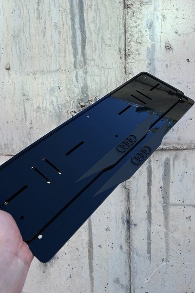 Pleksimanya AUDI Mat Siyah Ful Pleksi Plakalık