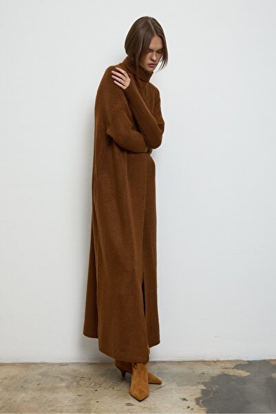 QANU άνοιγμα Πλεκτό Τούνικ Ταν