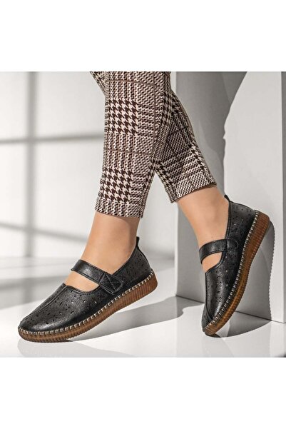 Modlet.ro Γυναικεία μαύρα παπούτσια με βέλκρο MOD13269