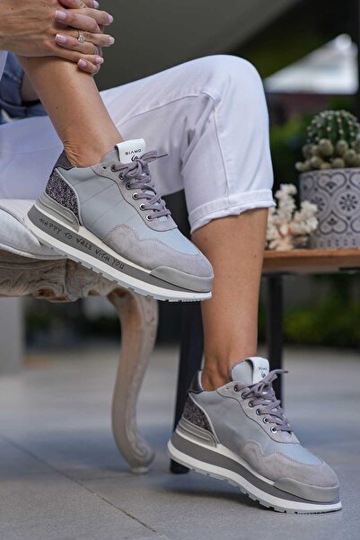 SHOEMOL SKS-055 Gri Kadın Deri Sneaker