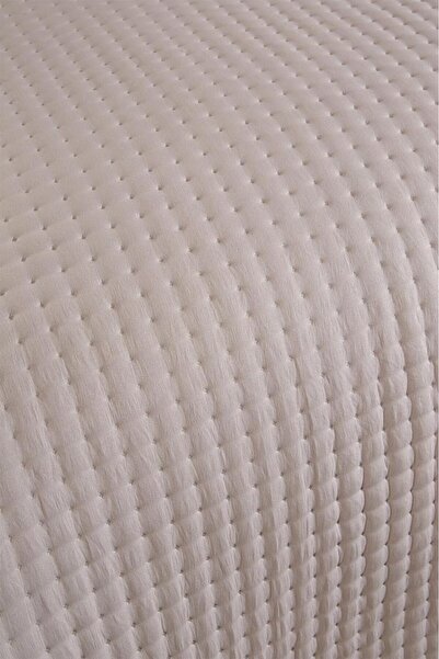 Çeyiz Diyarı Elisa Dolgulu Çift Taraflı Tek Kişilik 180x240 Cm Yatak Örtüsü Pudra